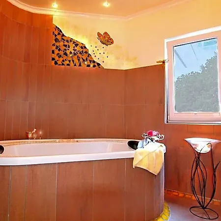 فندق Weingaertner 3*
