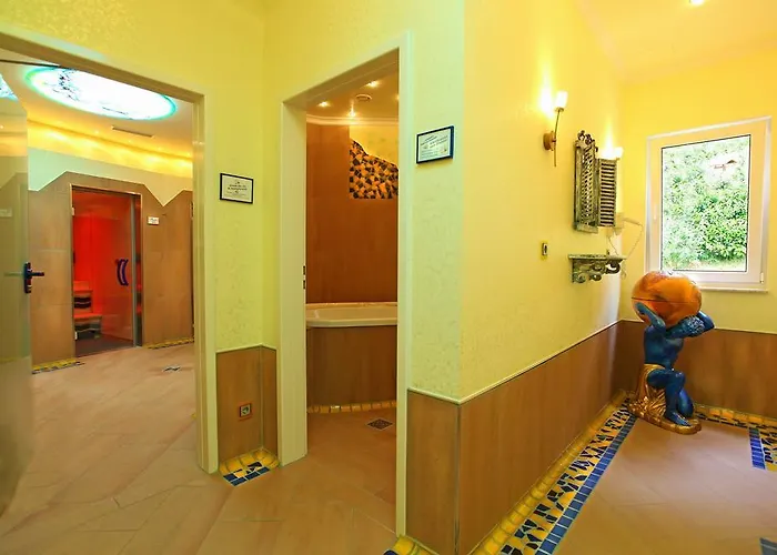 Weingaertner Hotel 3*